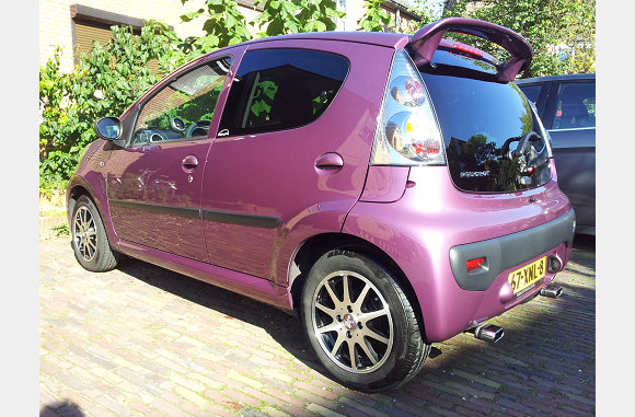 Hij staat er weer blinkend bij