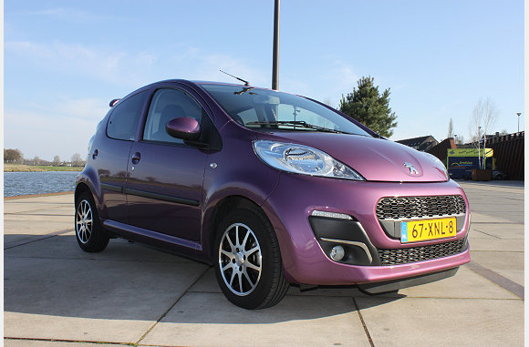 mooi paars
