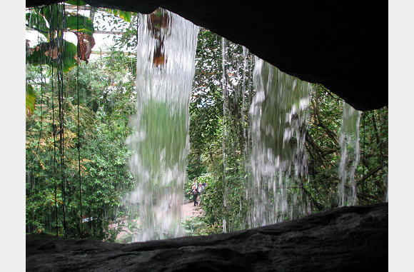 andere kant van de waterval