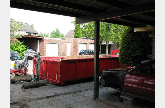 Puinhoop achter